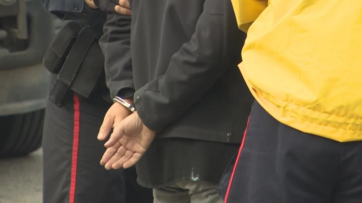 More young offenders in Alberta could skip court — if they own up and make things right