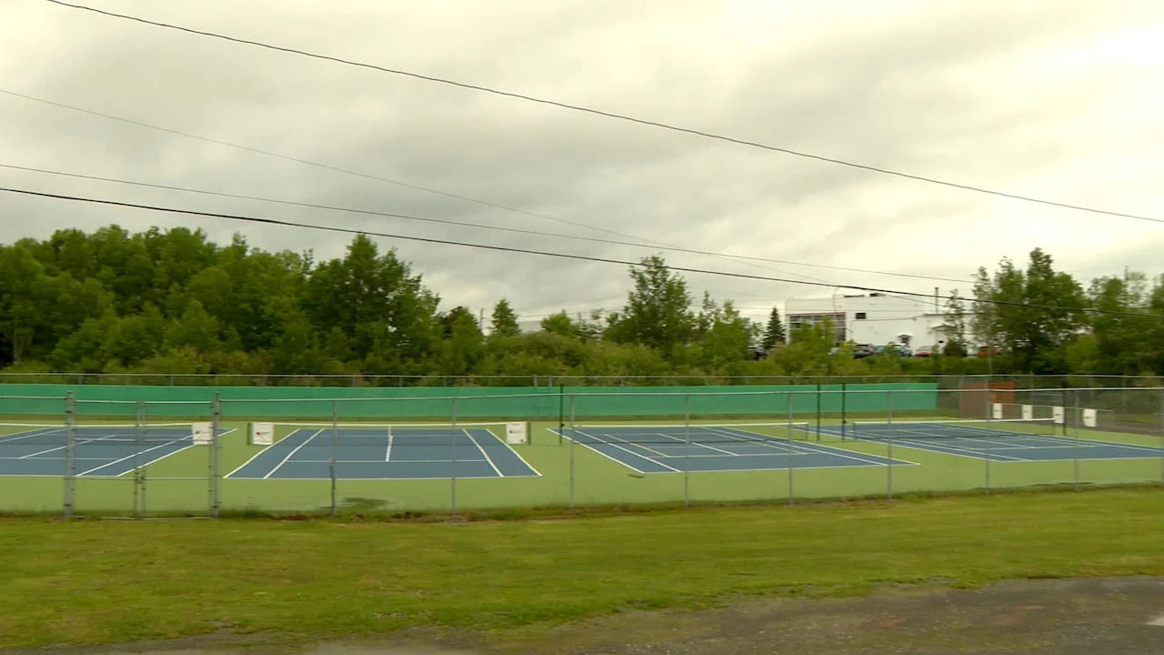 Grand Falls-Windsor tennis courts get a $130K makeover in time for summer