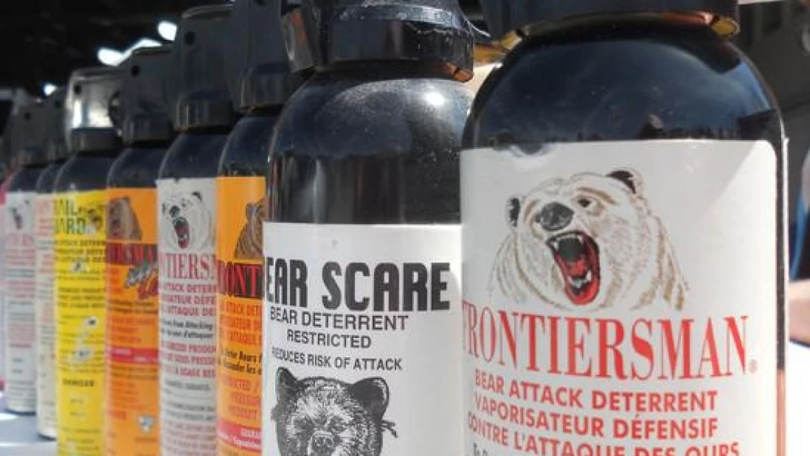 2 injured after being hit with bear spray at Kingston fair