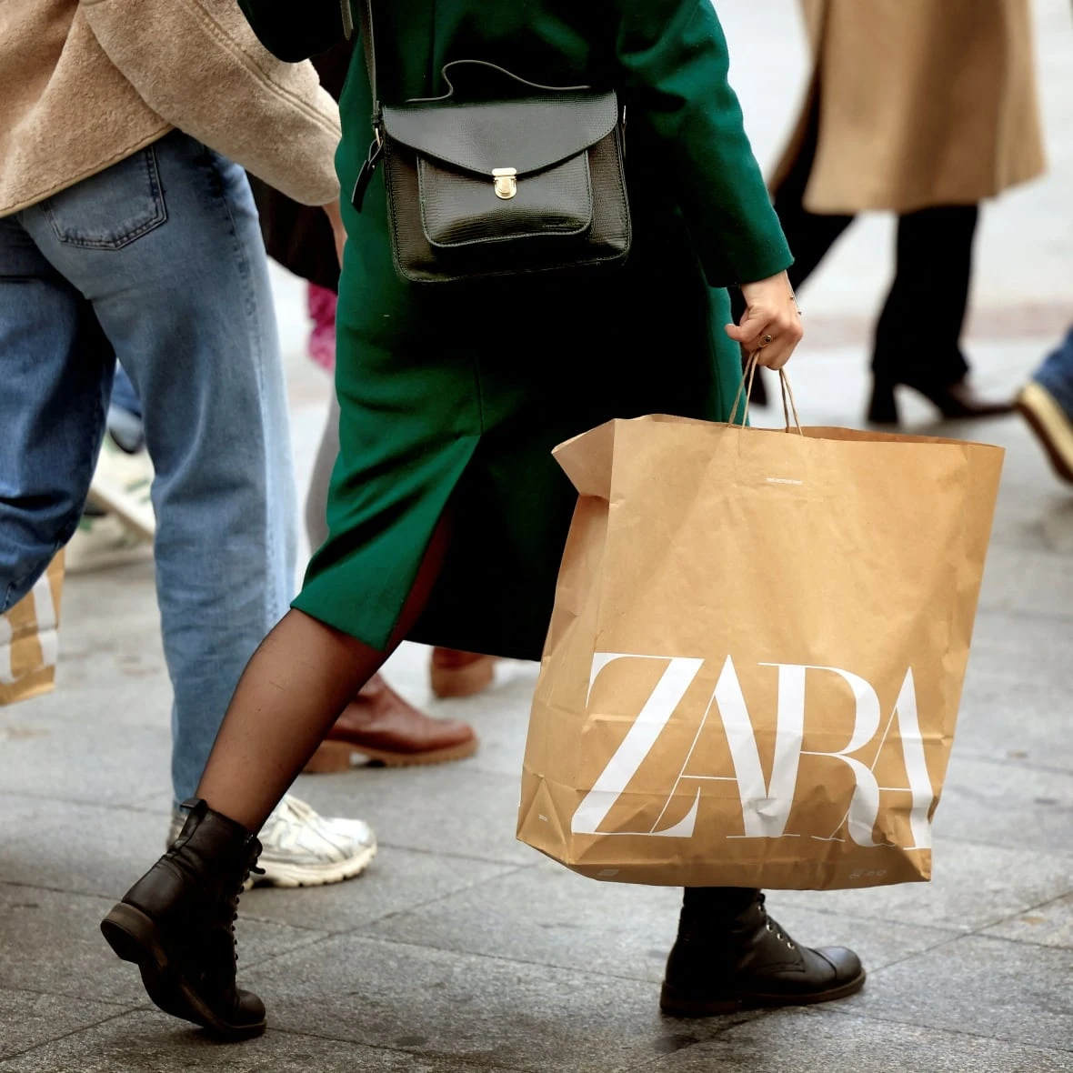 Zara ads banned over models who appeared 'unhealthily thin'