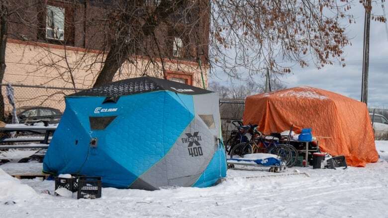 Ontario spending on homelessness 'stagnate' while problem worsens, new report says