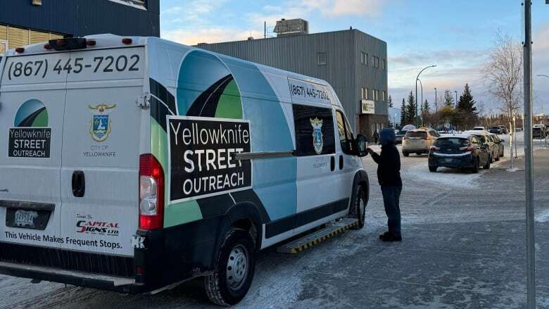 Yellowknife considering boosting funding for street outreach program