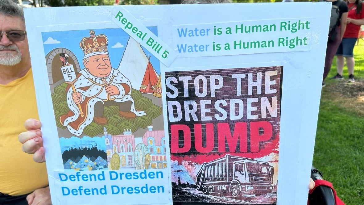 'Insufficient grounds': Inquiry into premier, ministers around Dresden dump quashed