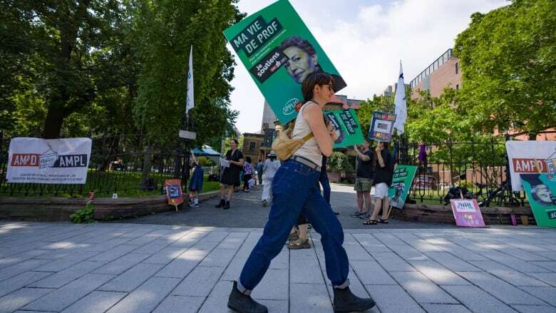 McGill law professors suspend strike, say students can go back to class