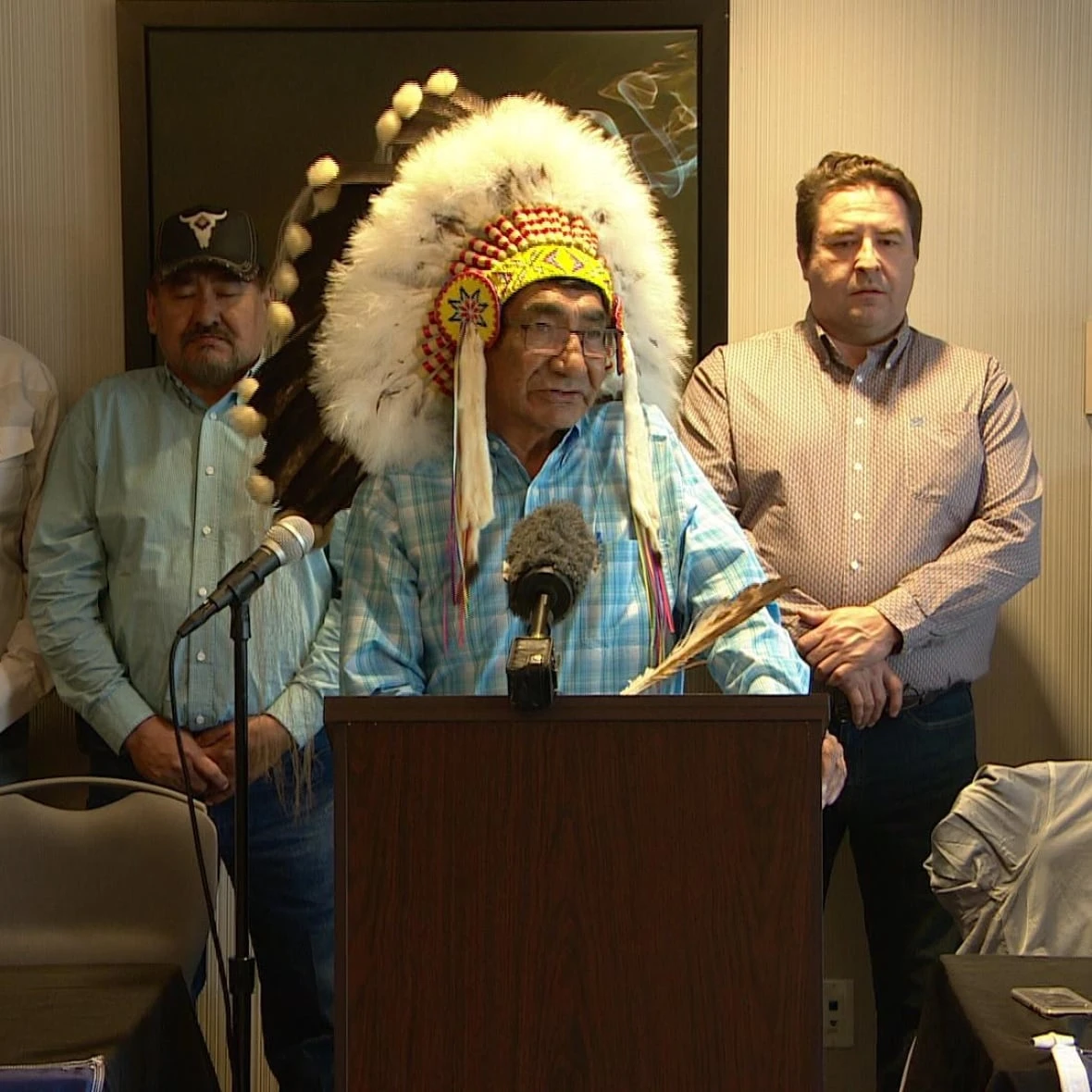 Alberta separatism threats spur First Nation to revive lawsuit against Sovereignty Act