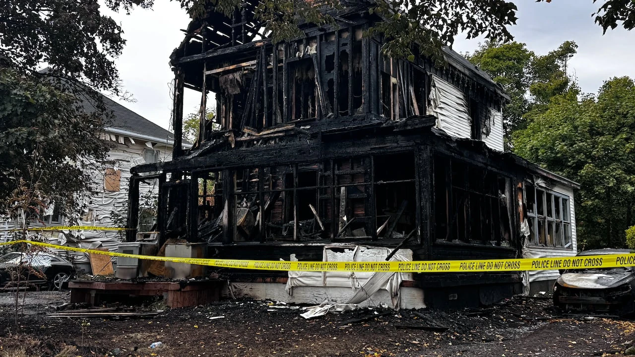Father, daughter plead guilty to starting fire that destroyed 2 Summerside homes, damaged another