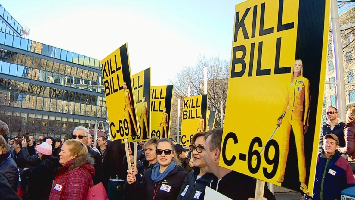 Why Danielle Smith has eased off the 'Kill Bill C-69' language in the Carney era