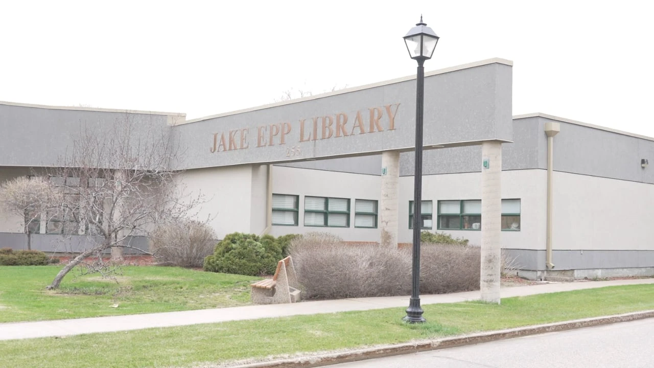 Steinbach library looking for long-term solutions amid security incidents that include weapons, drugs