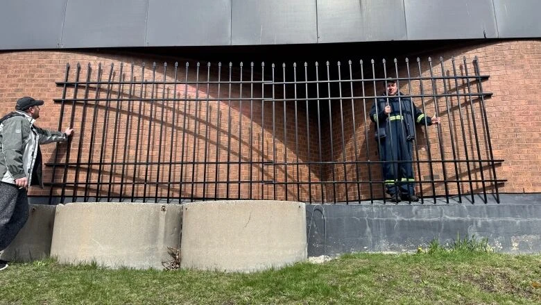 Sudbury church to install fence amid ongoing drug use, vandalism outside
