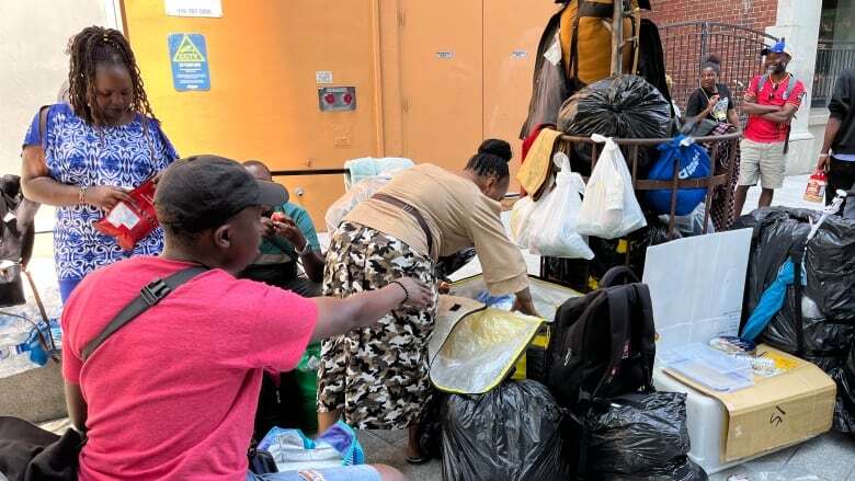 Toronto city council forgos discussion on scathing ombudsman report on refugee claimants in shelters