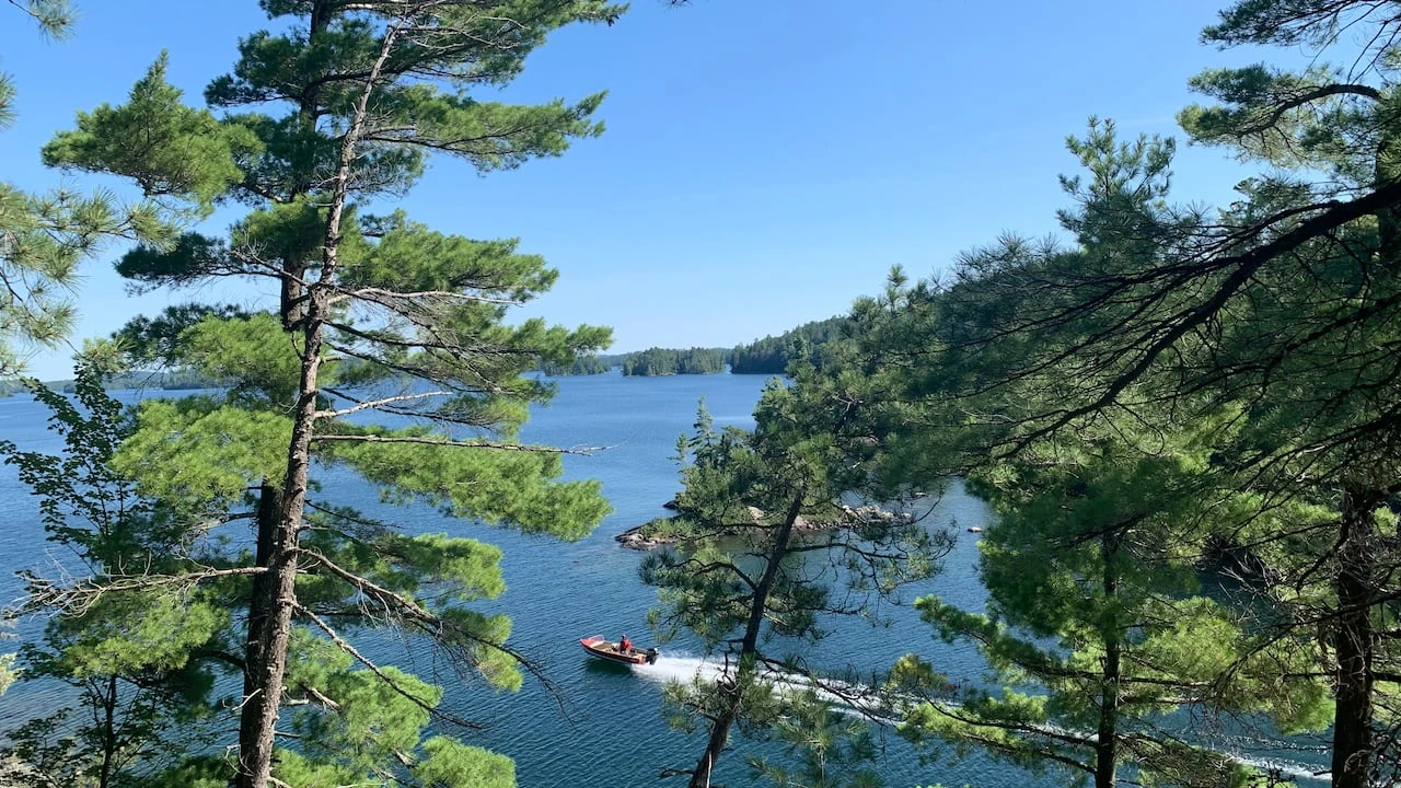 Fuel leak from sunken front-end loader in ‘pristine’ Lake Temagami sparks concerns, calls for action