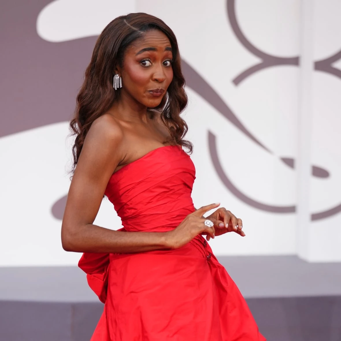 Actress Ayo Edebiri shuts down interviewer who tried to exclude her from question on #MeToo and #BLM