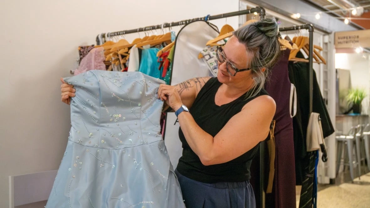 First queer prom in Thunder Bay, Ont., aims to make Pride Month celebrations barrier-free
