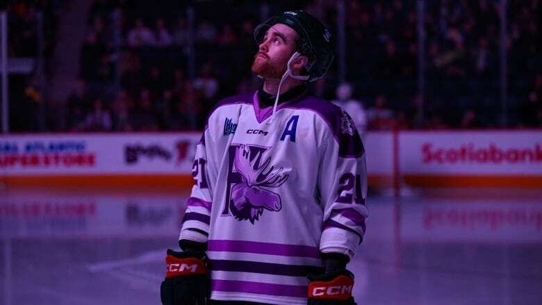 'Feels like my mom was in the building': For this Moosehead, Fight Cancer Night is personal