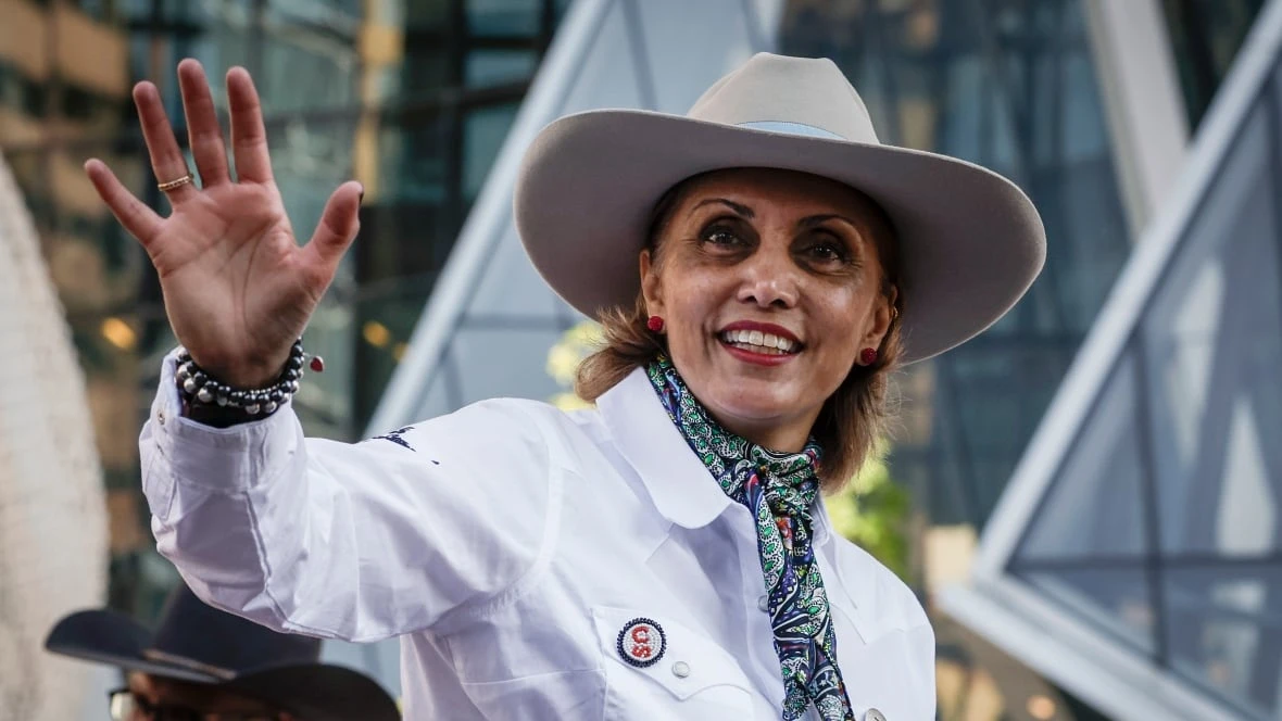 'We are very nimble': Calgary mayor keeps door open to G7 white hatting