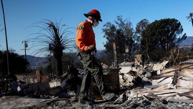 L.A. firefighters race against wind, search for the missing