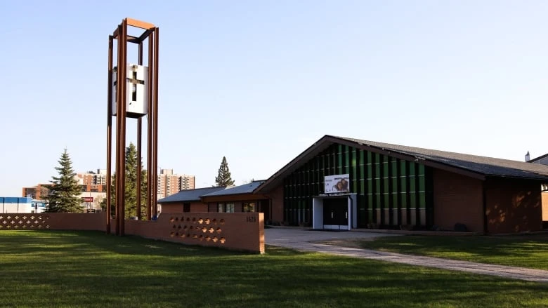 Winnipegger's teaching certificate suspended just weeks after sexual assault charges laid — unlike past cases