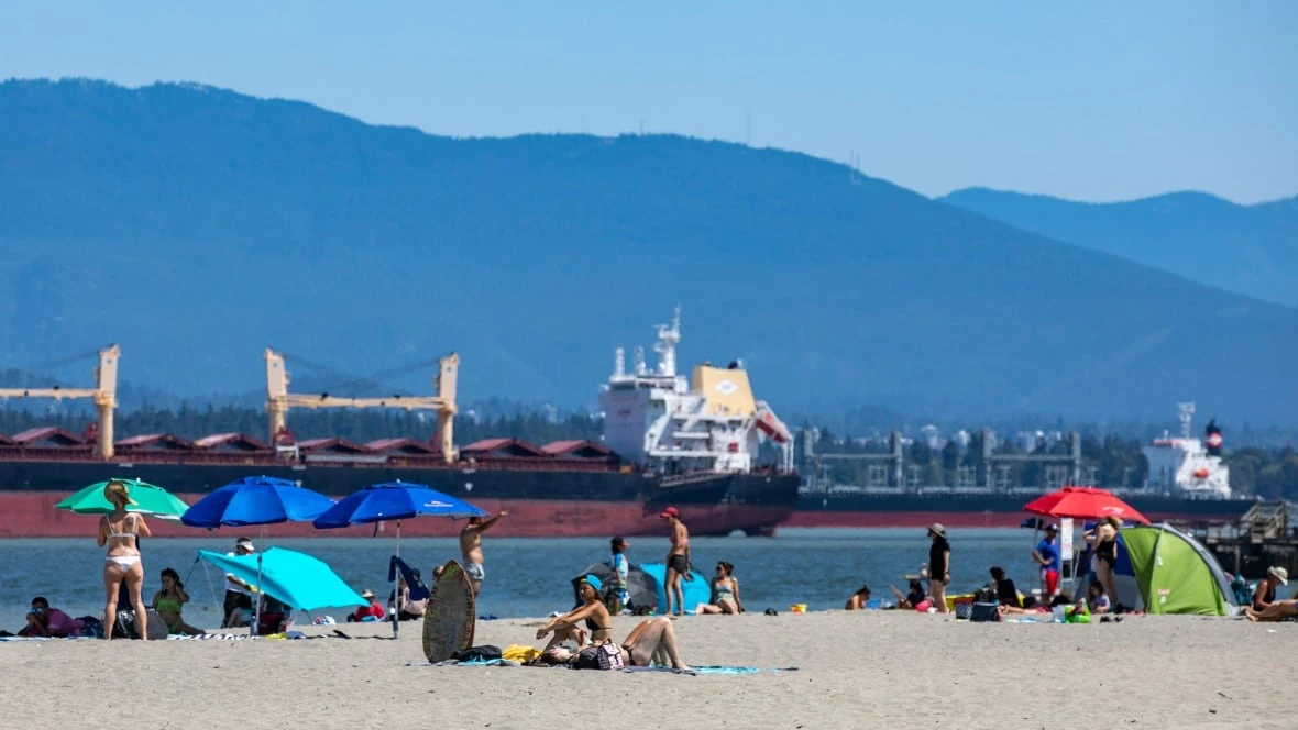 Environment Canada warns of daylong hot spell in much of B.C.