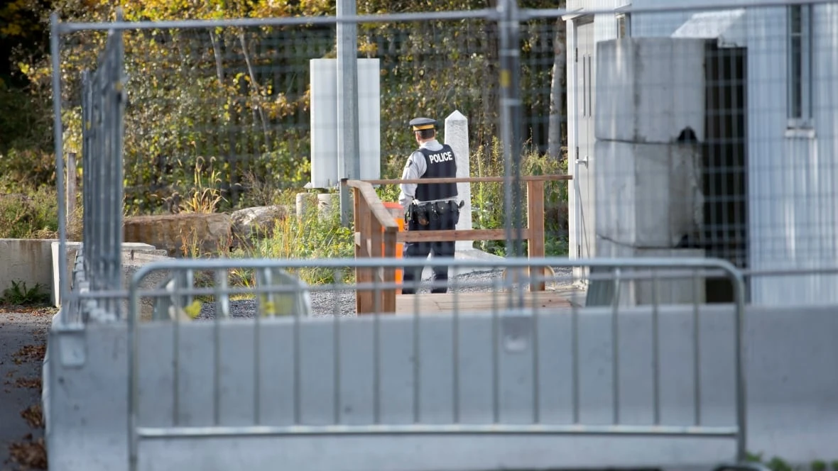 $68M project to secure, revamp Canada's asylum system shut down unexpectedly, documents show