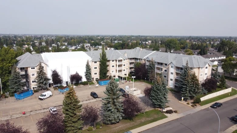 20 months after residents forced to evacuate, troubled Edmonton condo sells for $5.1M
