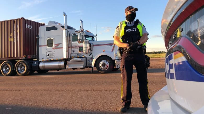 Traffic flowing freely at N.B.-N.S. border following nearly day-long blockade