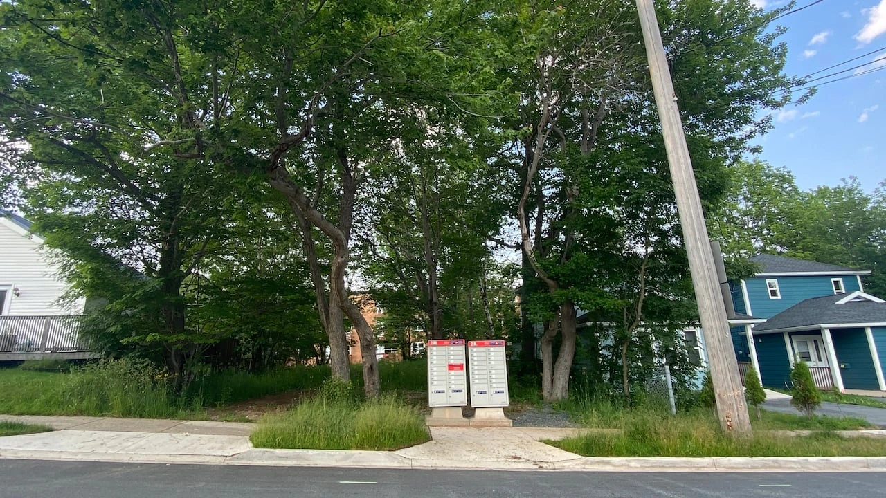 Halifax surplus land pilot results in 1 affordable housing project