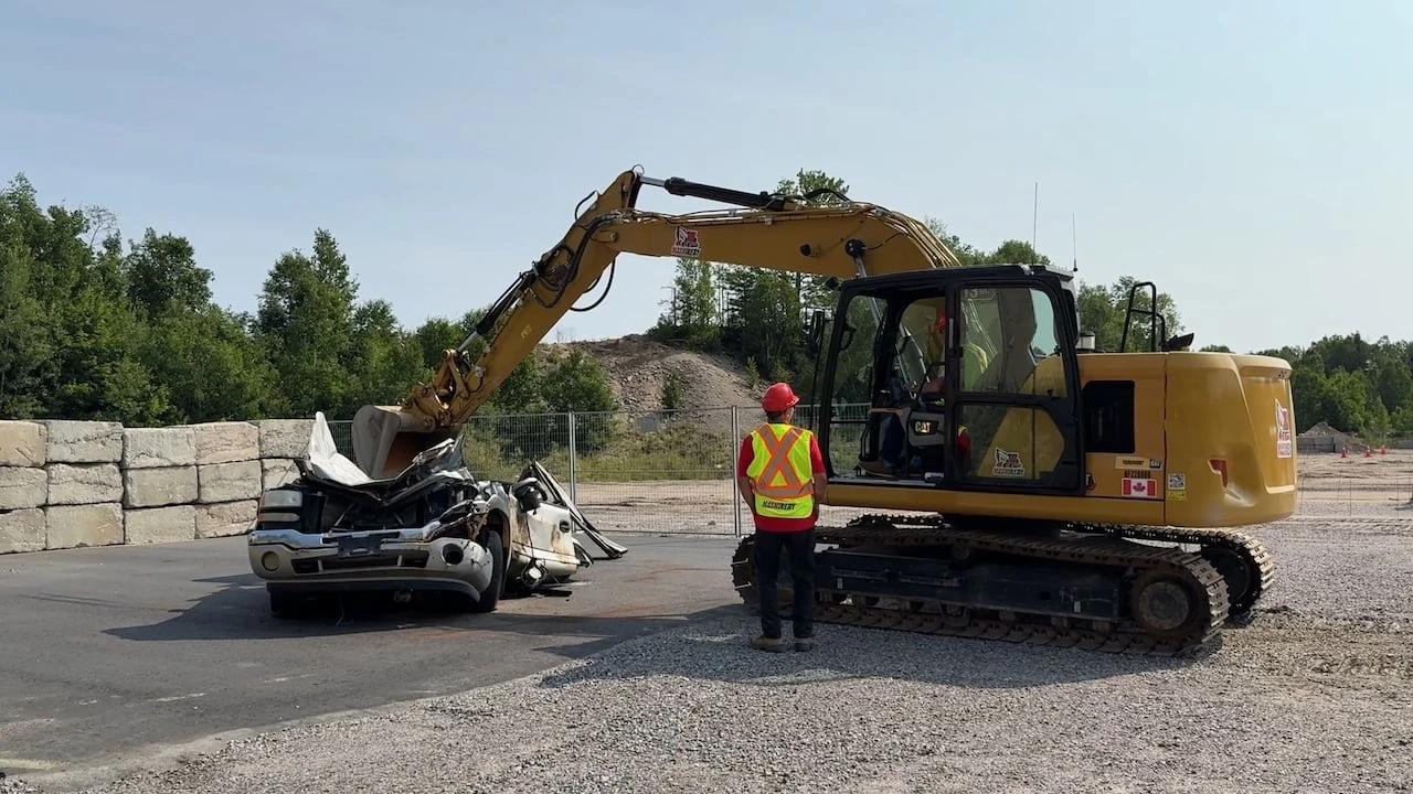 New attraction in North Bay, Ont., lets anyone operate heavy machinery