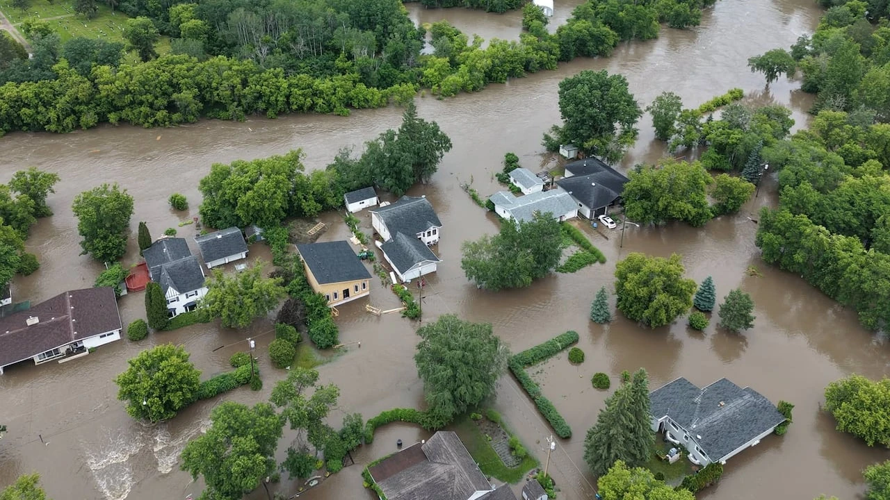Western Manitoba hit by 'major multi-regional flooding'