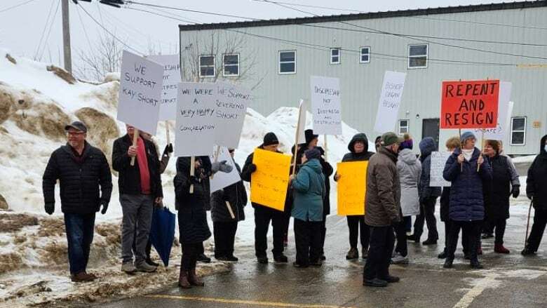 Corner Brook Anglican church leadership quits after beloved reverend was fired