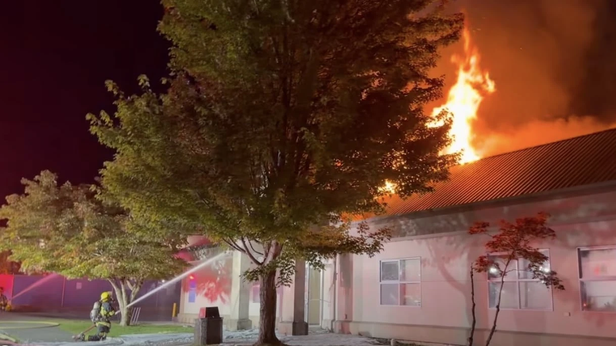 Temporary office opens after fire destroys Service B.C. building in Port Alberni