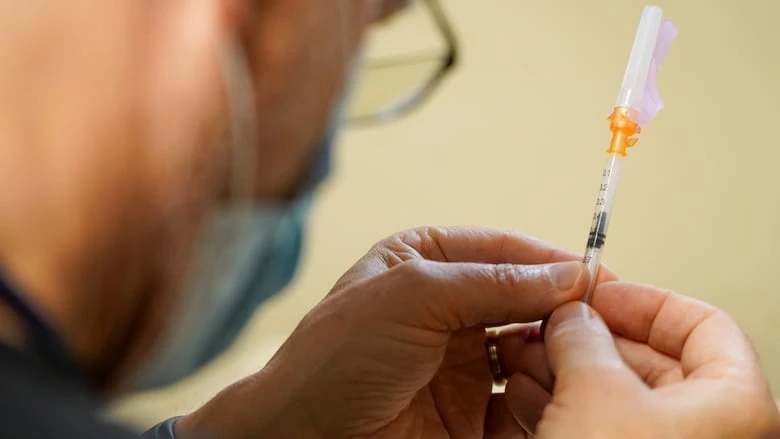 N.B. COVID-19 roundup: NACI recommends same vaccine for 2nd dose