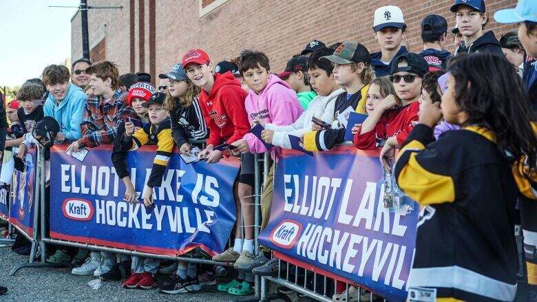 Hockeyville NHL game a moment of celebration for Elliot Lake youth and their families