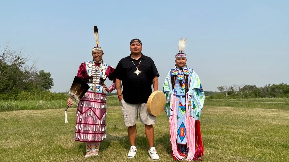 Piapot First Nation father and daughters trio invited to perform around North America