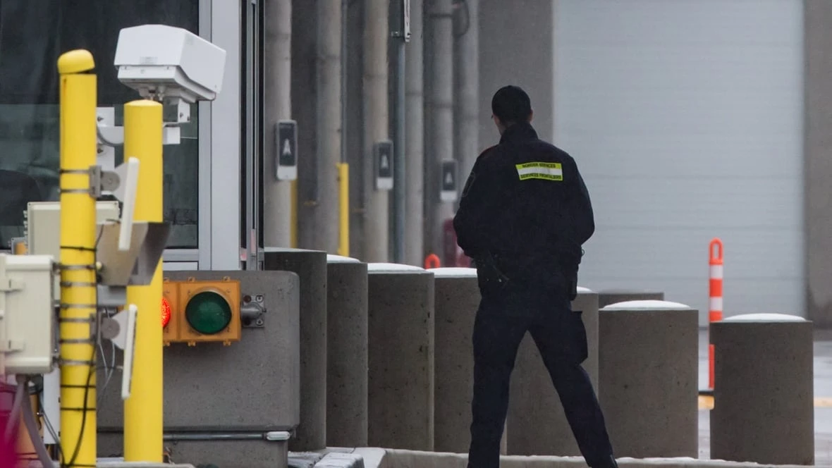 'Major risk' of bias against some groups with Canadian AI border screening, expert warns