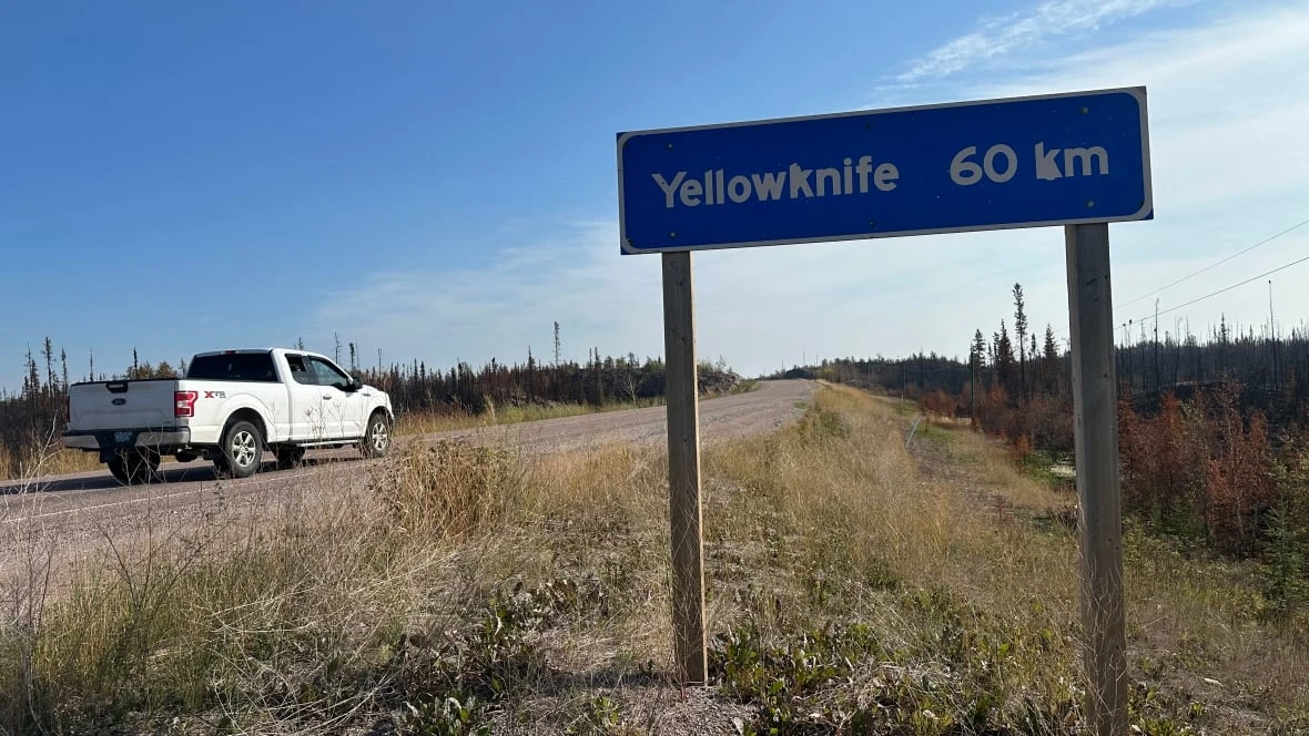 Woman charged with dangerous driving, fleeing the scene of fatal collision in Behchokǫ, N.W.T.