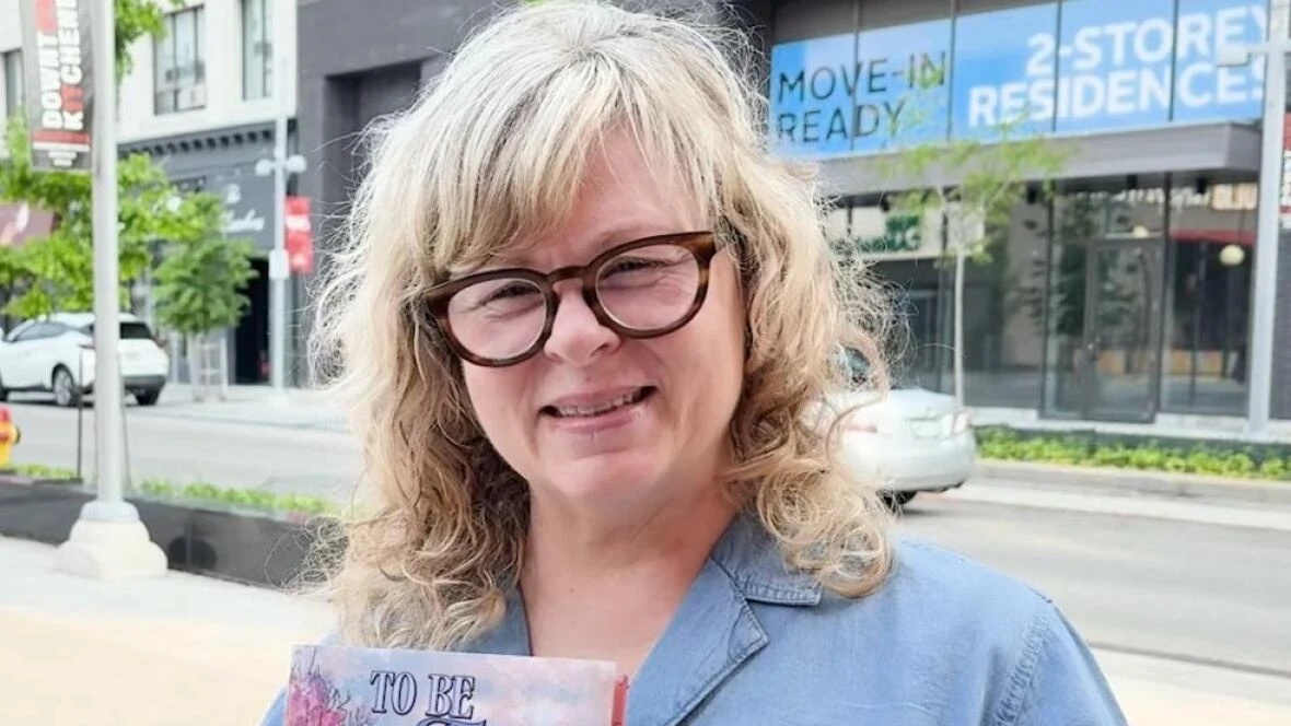 A heist, a hunt and a notorious all-female gang are featured in Kitchener author's new novel