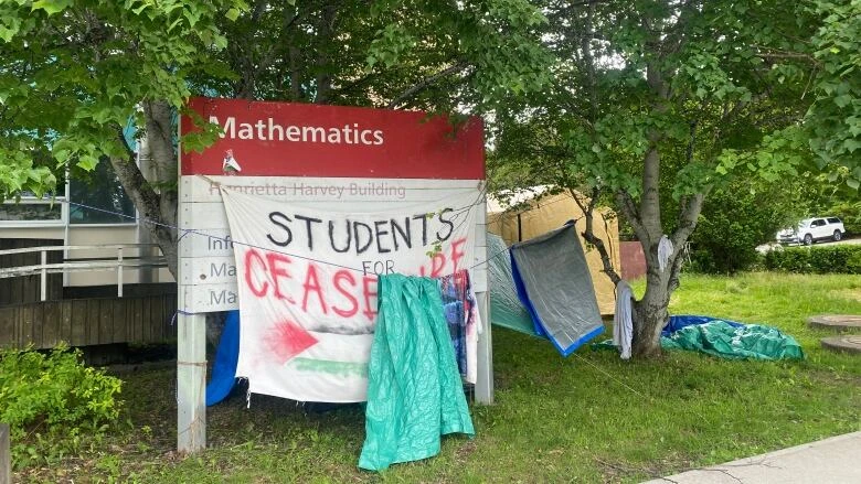 Three MUN students charged with trespassing after refusing to leave pro-Palestine protest on campus