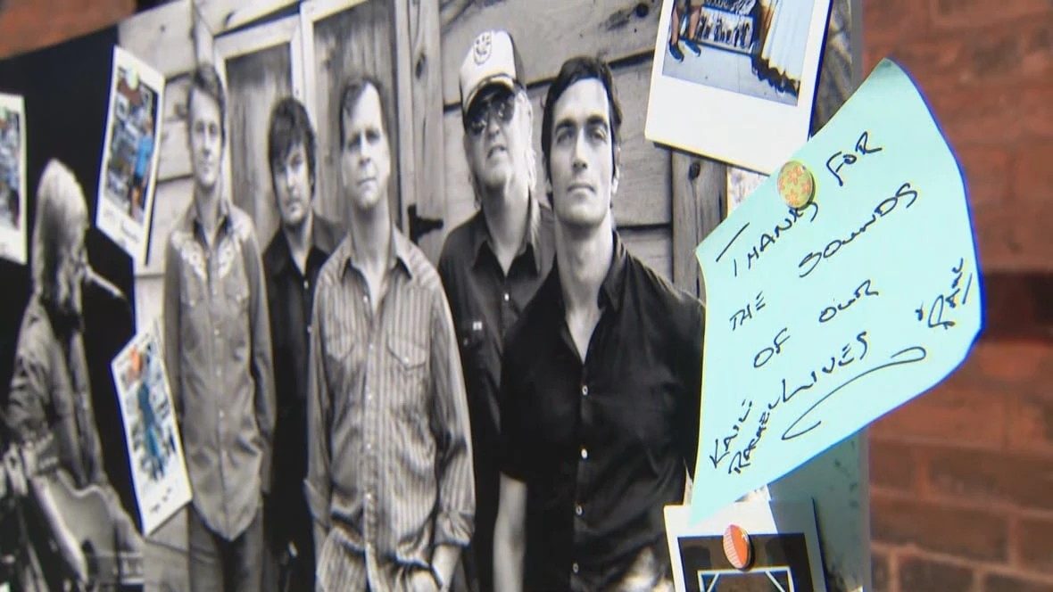Blue Rodeo celebrates 40 years with packed hometown show in Toronto's Distillery District