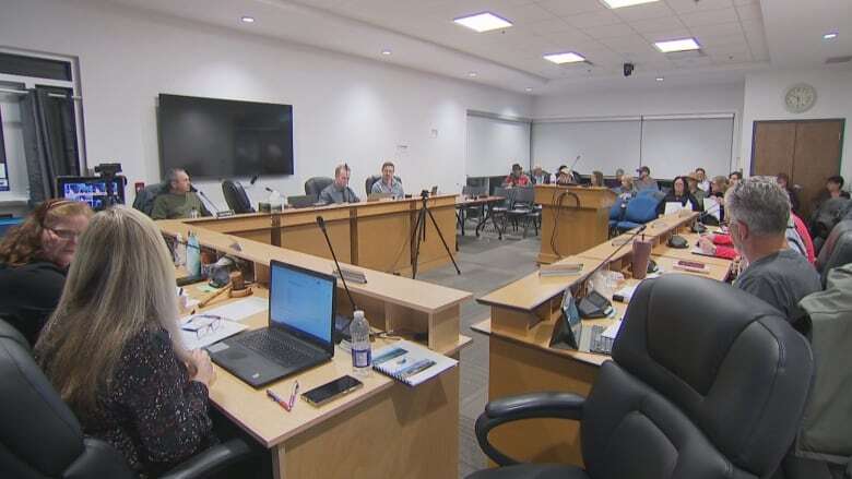 Tensions between Three Rivers councillors and some residents spill over at planning meeting