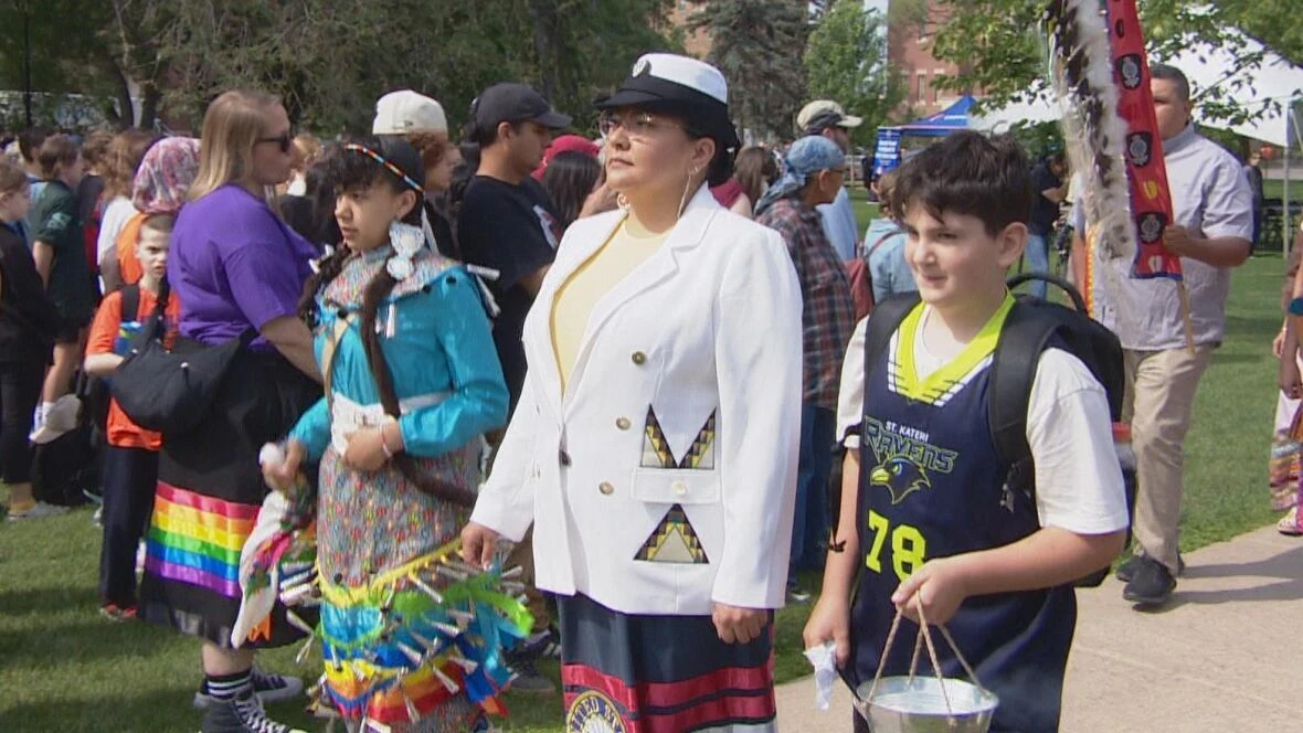 Sask. celebrates Indigenous Peoples Day with dancing, march — and a new logo design for Roughriders