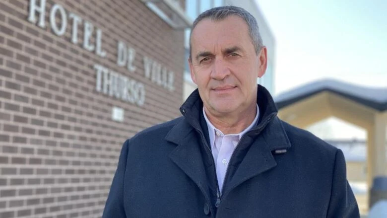 Western Quebec mayor resigns over 'intimate remarks'