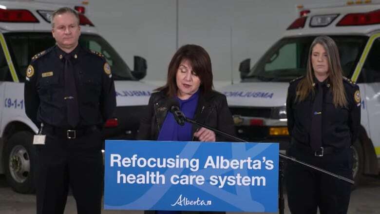 Alberta government moving EMS under new organization in health overhaul