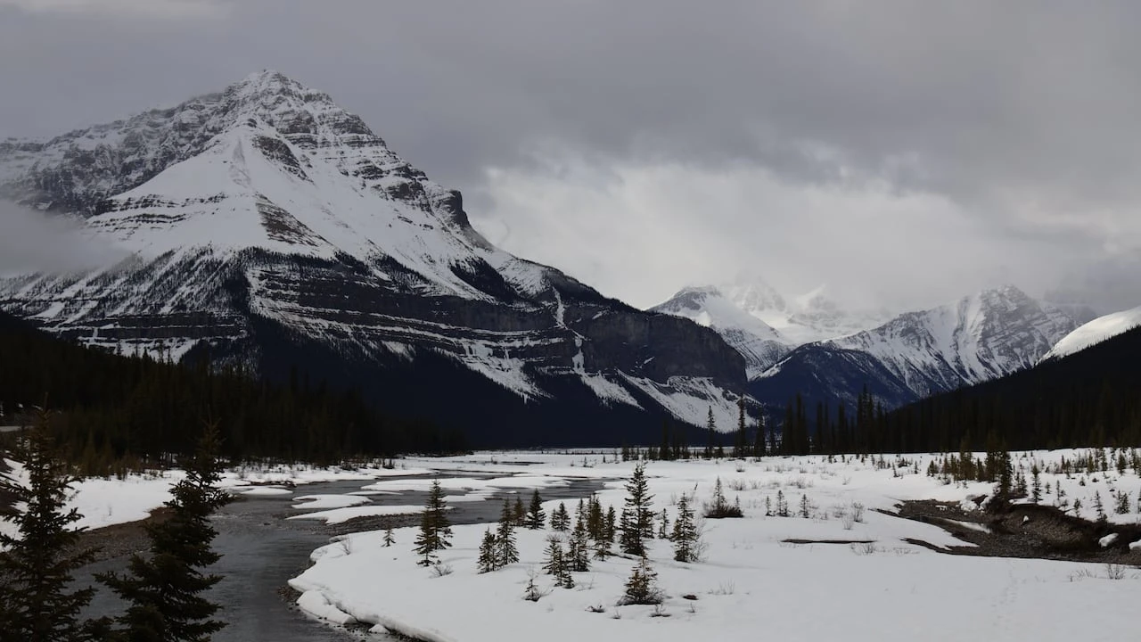Heavy snowpack in Rockies could reduce drought, wildfire risk in N.W.T. this summer, experts say