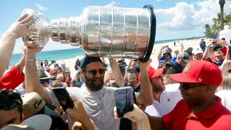 Aaron Ekblad brings Stanley Cup back home to Lakeshore