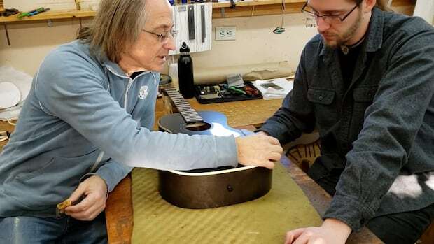 Small Sask. town welcomes students from around the world to learn the art of guitar making