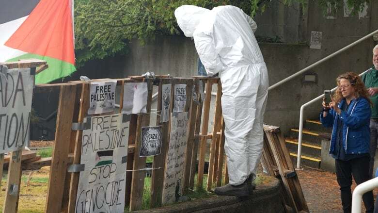 Pro-Palestinian encampment dismantled at Vancouver Island University after 110 days