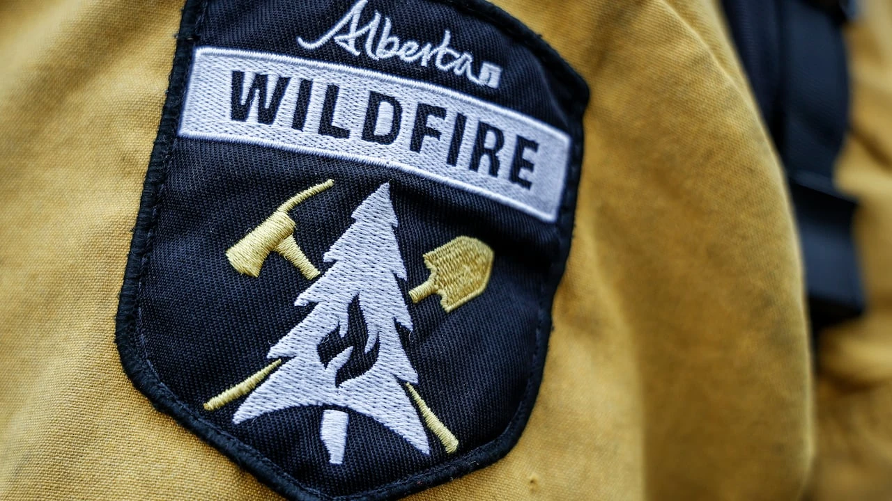 Emergency alert cancelled as firefighters make progress with Clearwater County wildfire