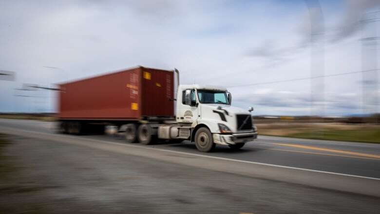 Trucking association says B.C. stands to lose more than it gains tolling American vehicles