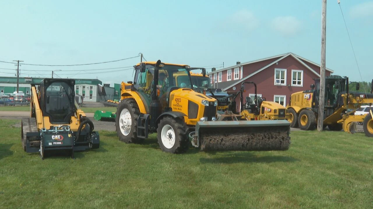 Province unveils new equipment to improve pothole repairs