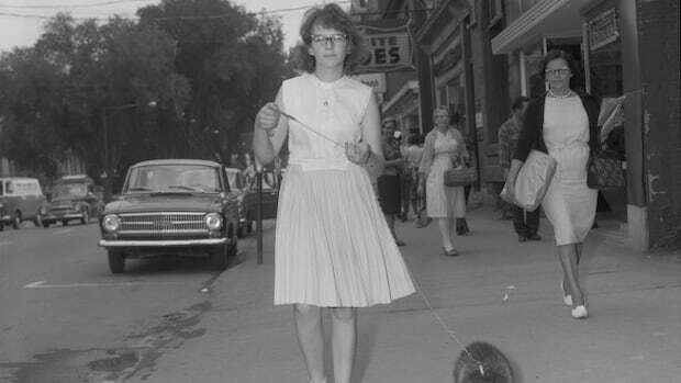 A walk down memory lane: 1965 photo of woman with pet raccoon resurfaces online